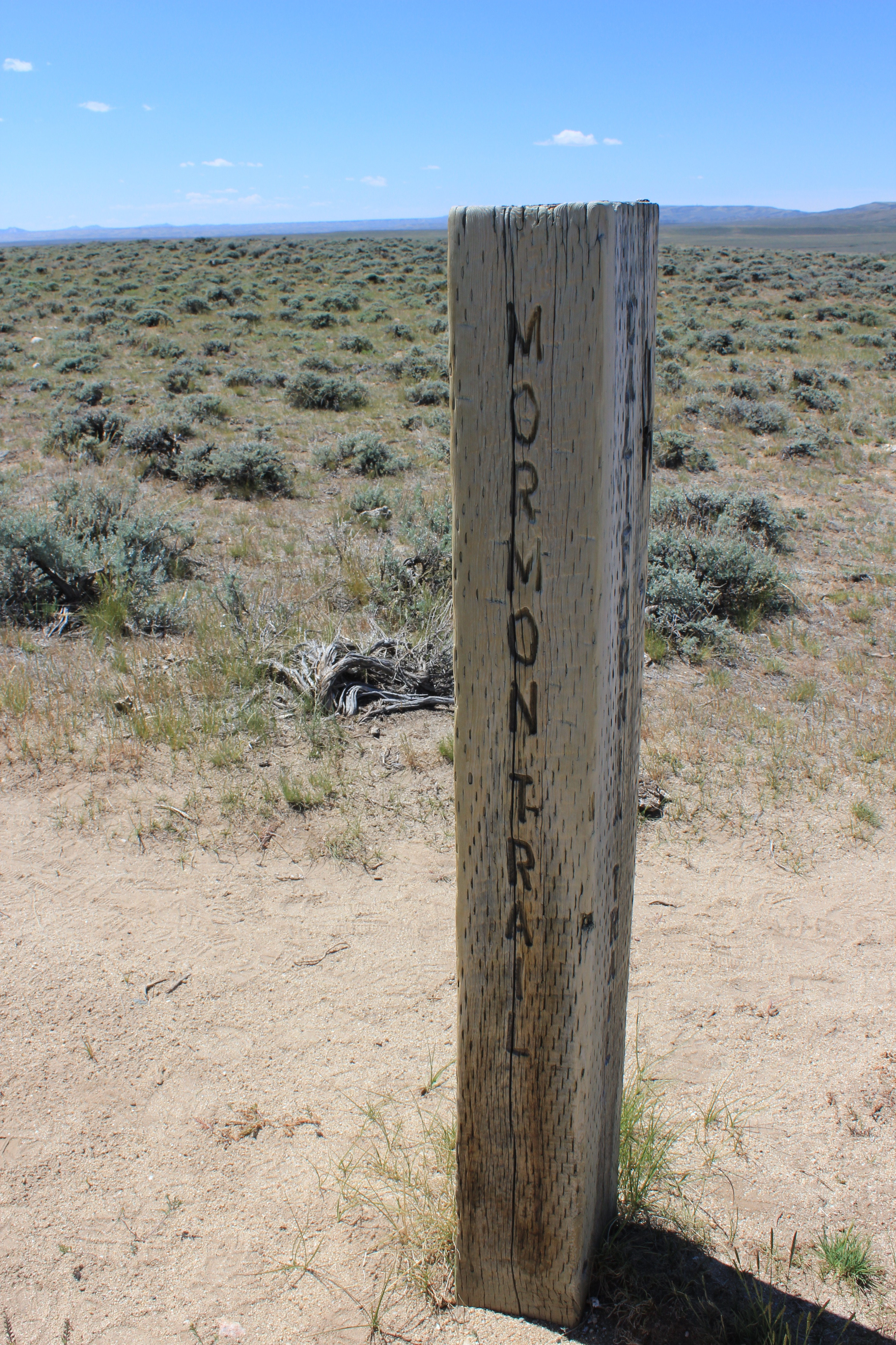 Mormon Trail marker